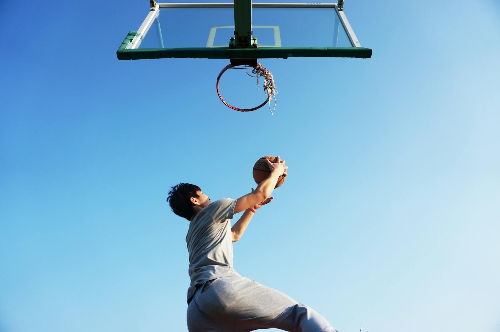 常乐彩票 — 大乐透赛场扣篮瞬间